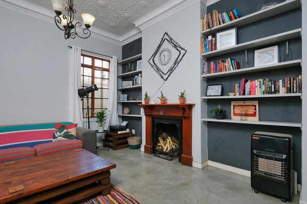 Les Piscines Éblouissantes des Célébrités : Voyage au Cœur du Luxe Aquatique